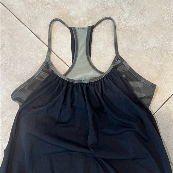 Lululemon No Limit Tank Size 8 - Picture 2 of 8